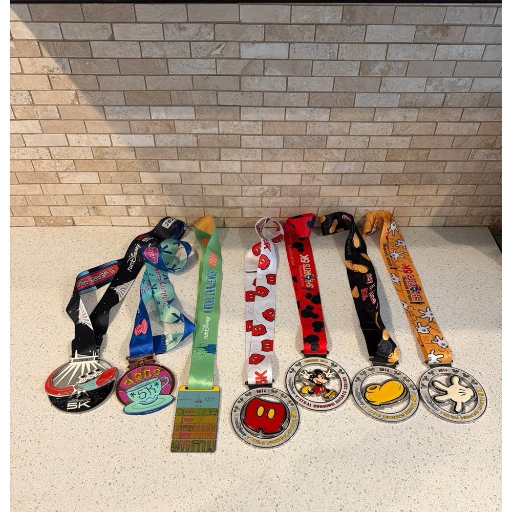 Disney 5k Virtual‎ Run Metals bundle